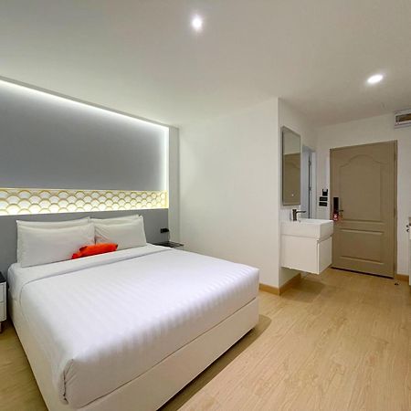 Arawana Express Sukhumvit 22 Aparthotel Bangkok Exterior foto
