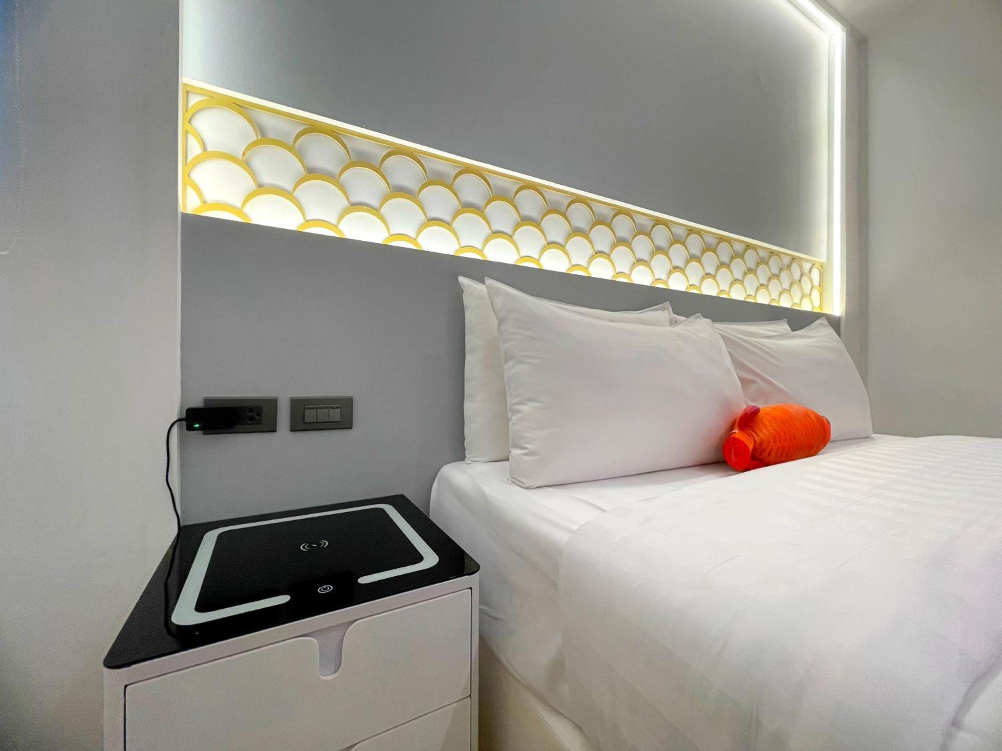 Arawana Express Sukhumvit 22 Aparthotel Bangkok Exterior foto