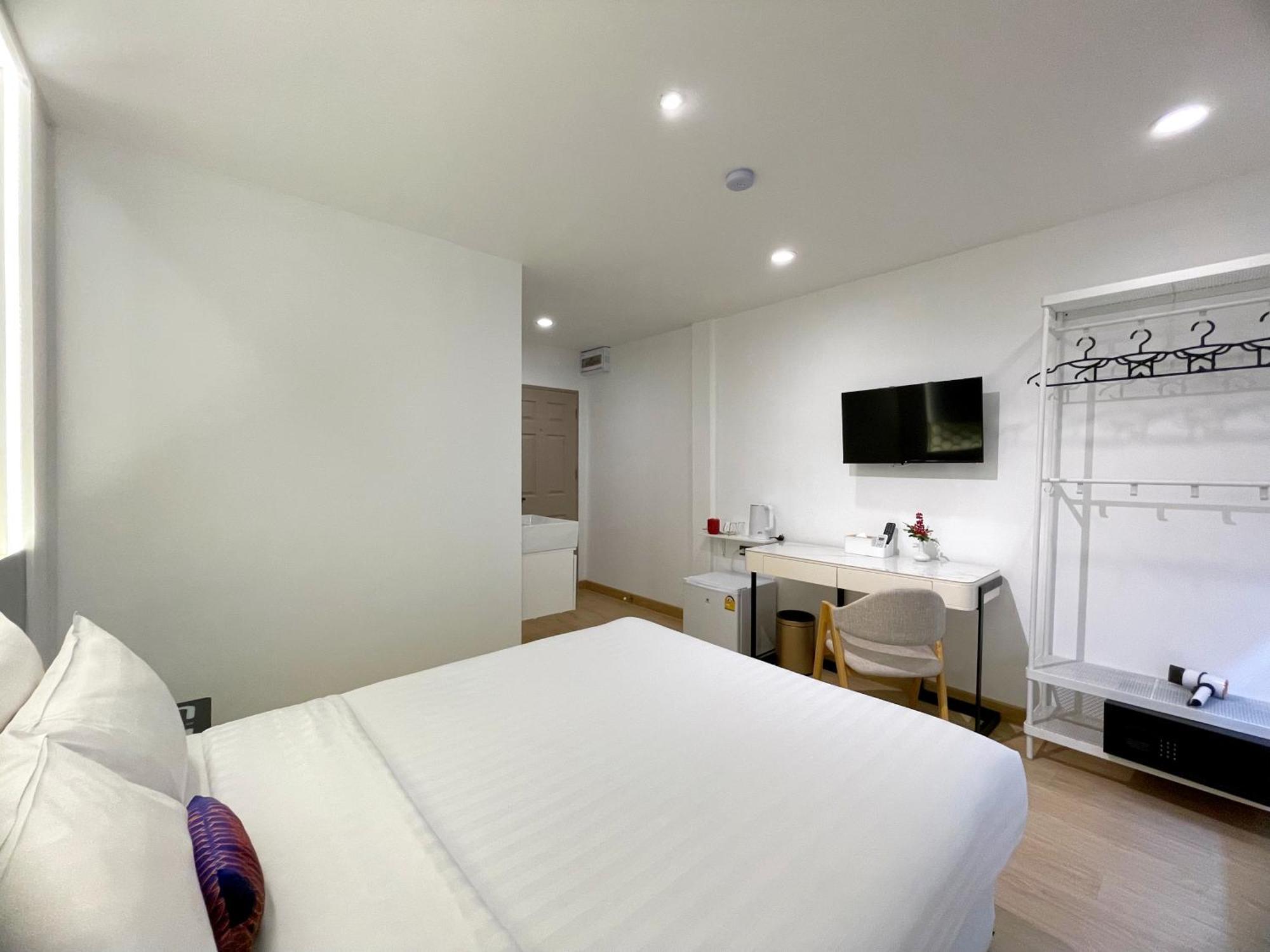 Arawana Express Sukhumvit 22 Aparthotel Bangkok Exterior foto