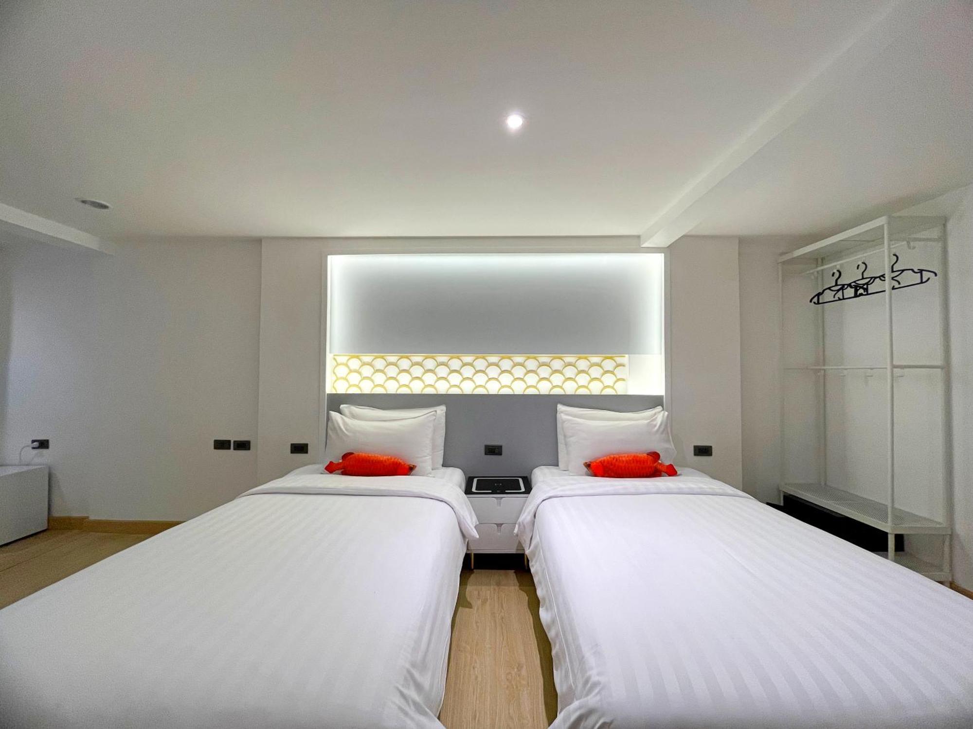 Arawana Express Sukhumvit 22 Aparthotel Bangkok Exterior foto