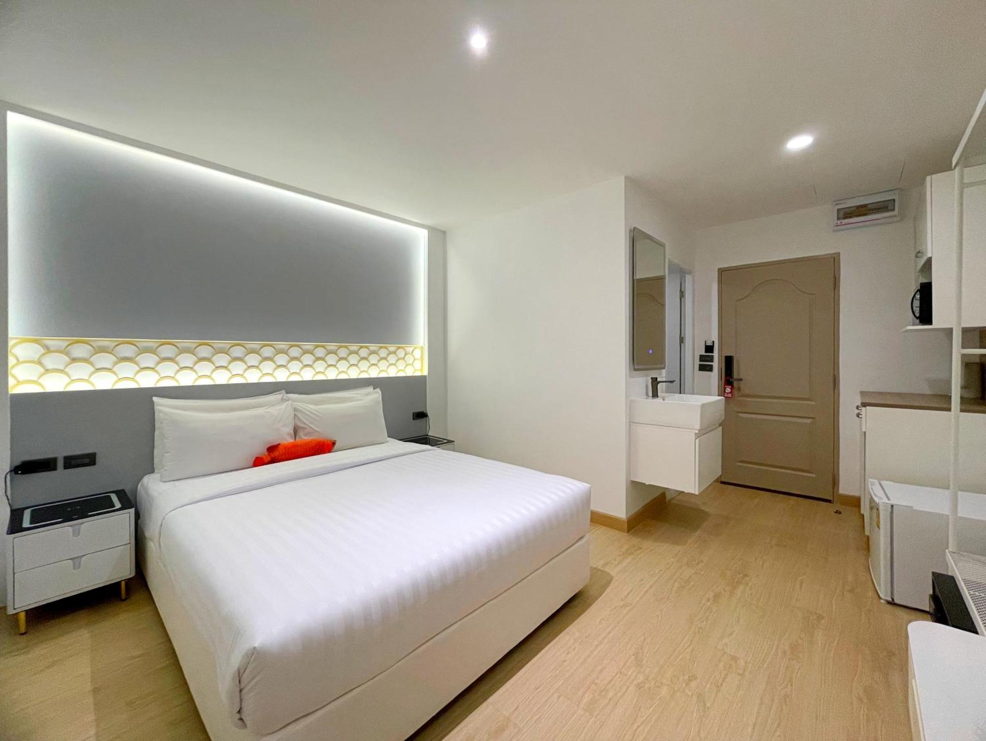 Arawana Express Sukhumvit 22 Aparthotel Bangkok Exterior foto