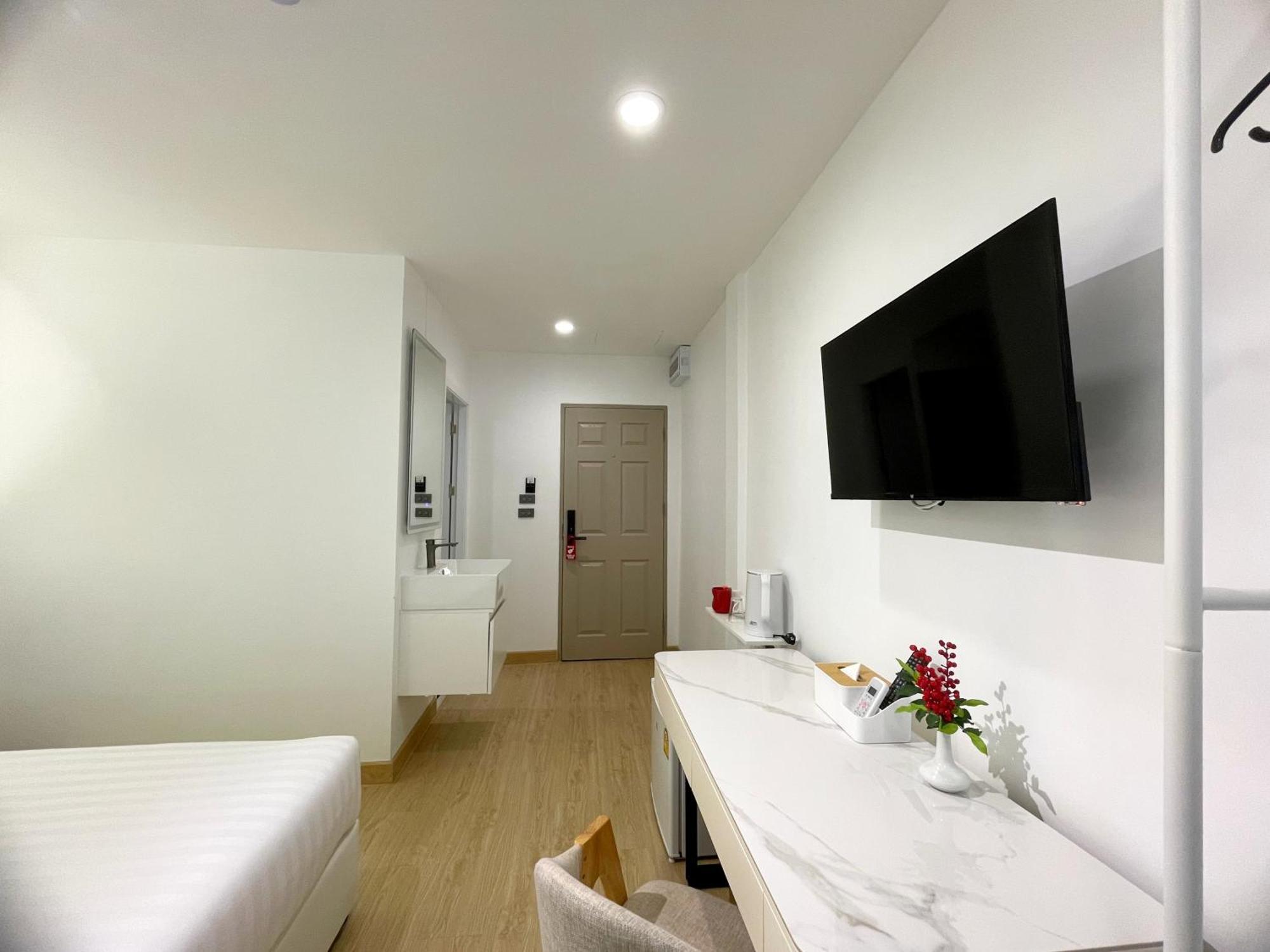Arawana Express Sukhumvit 22 Aparthotel Bangkok Exterior foto